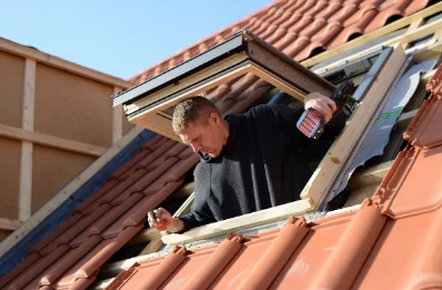 Pose de fenêtres de toit Velux à Bouqueval